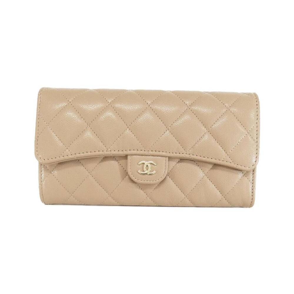 CHANEL Cream Wallet - Picture 1 of 6
